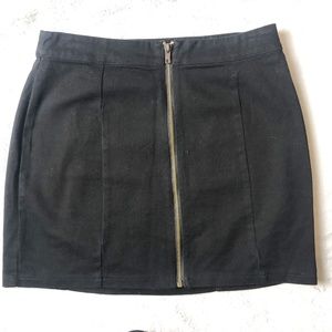 Black Denim Skirt M